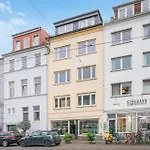Im Viertel, Nahe Weserstadion * Bremen